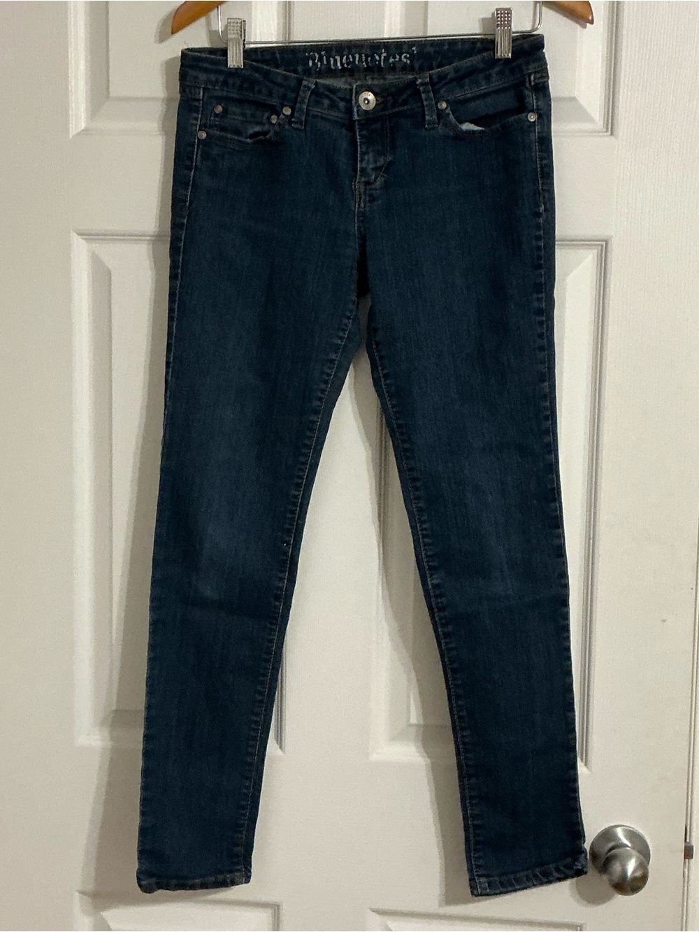 🎉3 for $20🎉 Bluenotes Dark Blue Women's Skinny Jeans